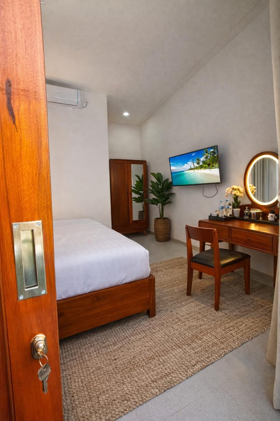 Bed, Bedroom, bunk bed, wardrobe