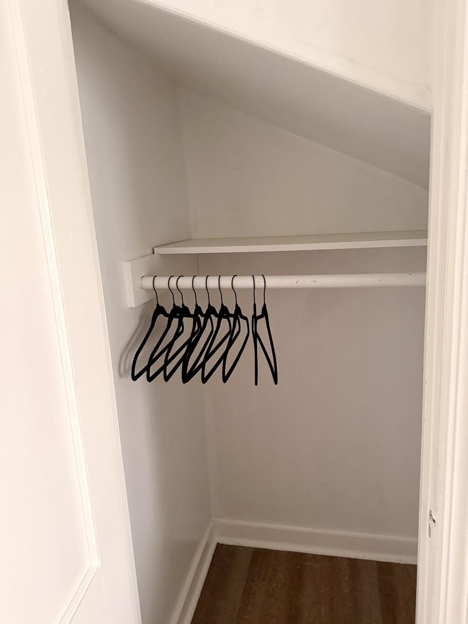 Modern 2BR in Maplewood NJ Easy NYC Access Apartment in Irvington