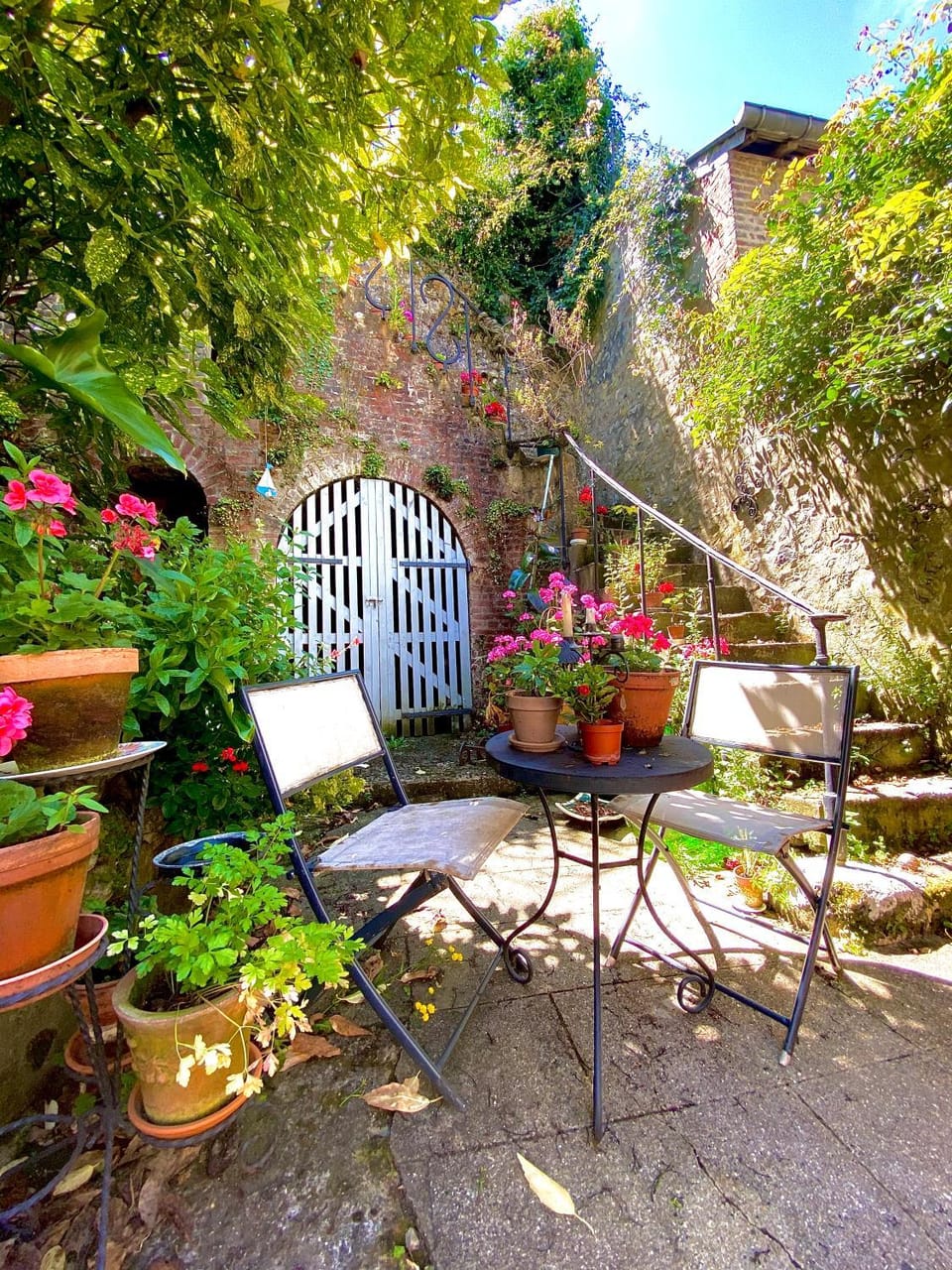 Property building, Garden