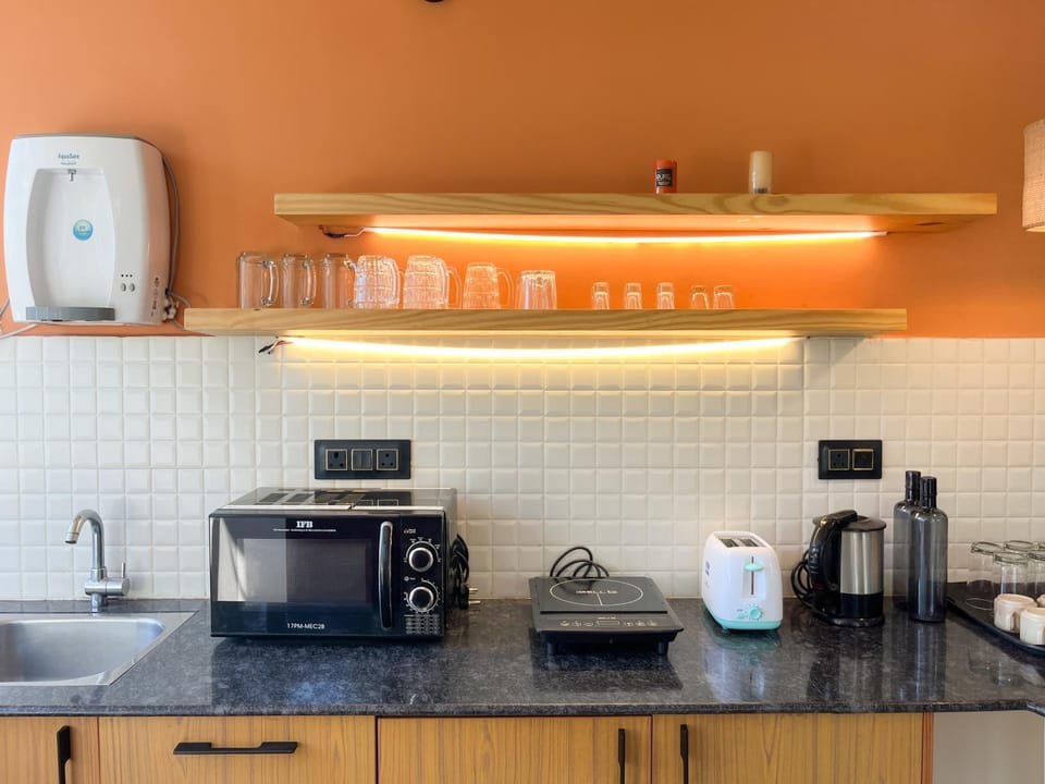 Kitchen or kitchenette, toaster