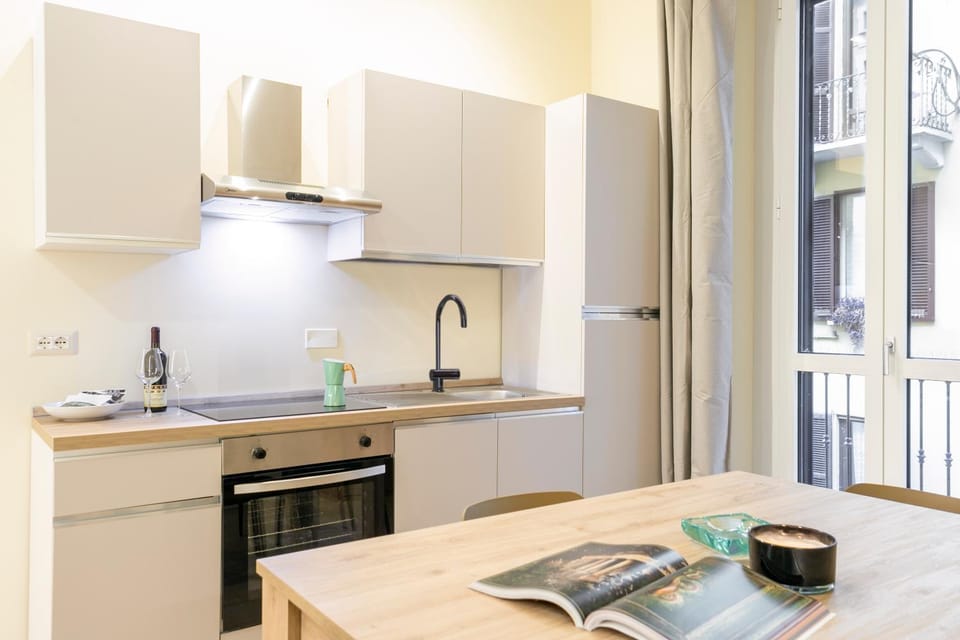 Kitchen or kitchenette, Breakfast, kitchen
