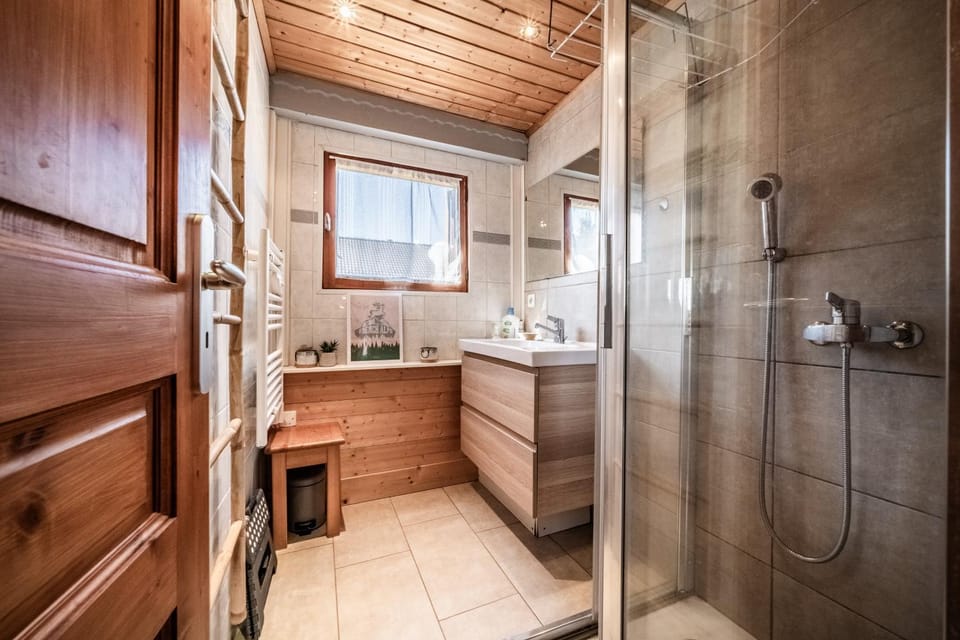 Bathroom, Living room