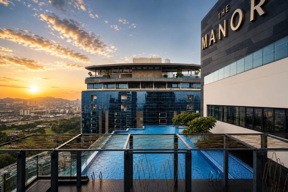 Pool view, Swimming pool