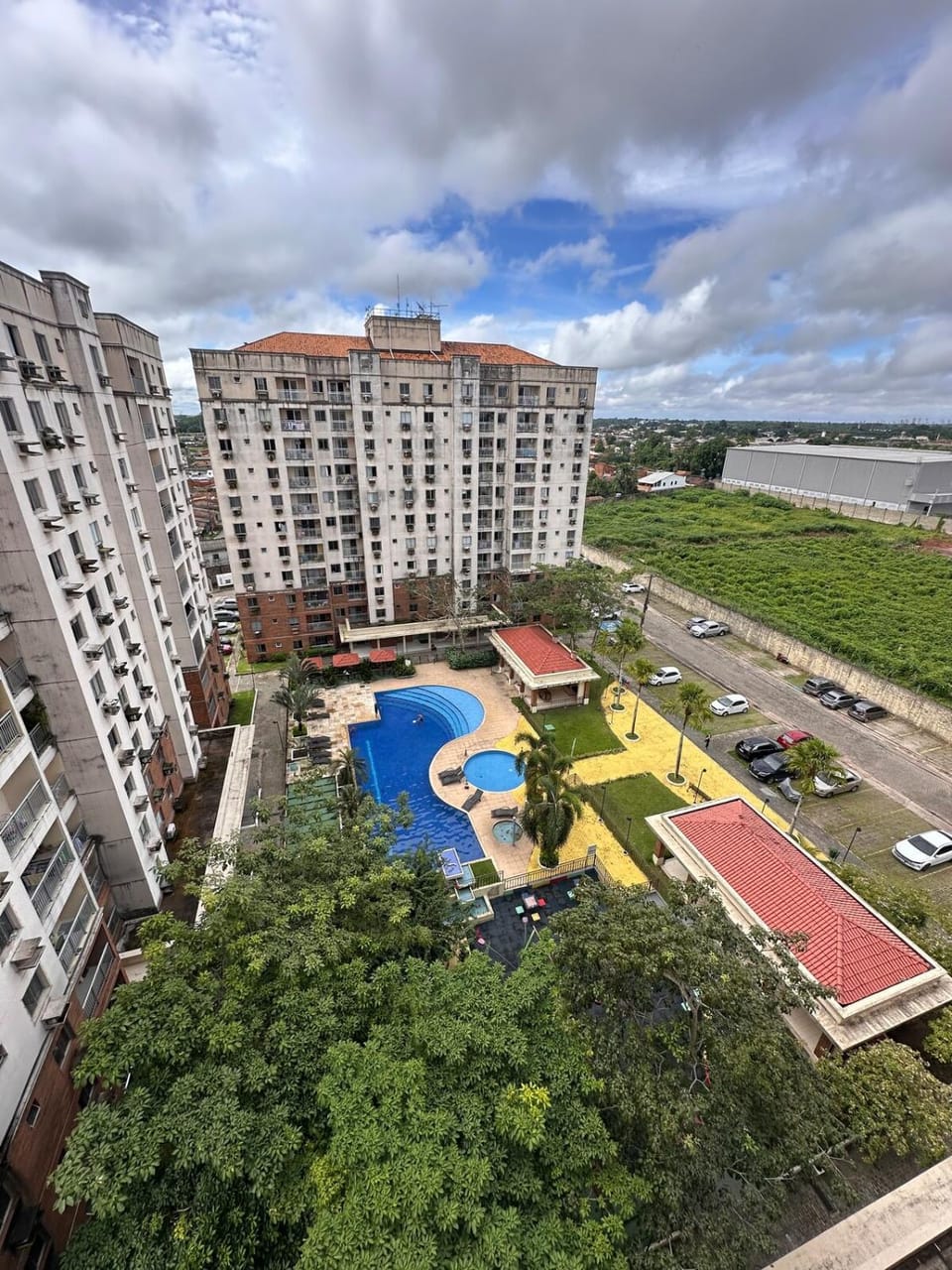 Property building, Garden, Swimming pool