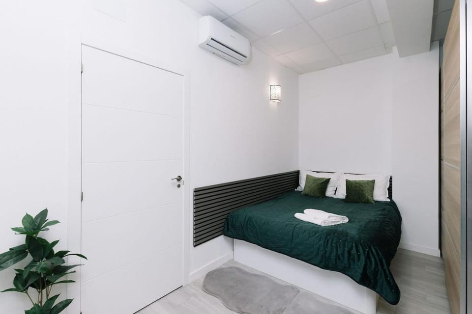 N4 Comfortable & bright apartament Park Benicalap Apartment in Valencia