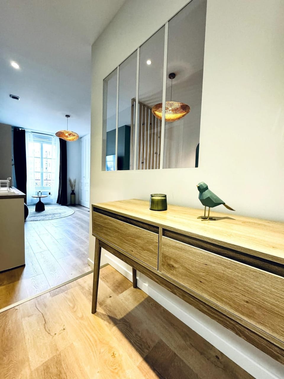 54 Tolstoi 1 1 Bedroom Totem Apartment in Villeurbanne