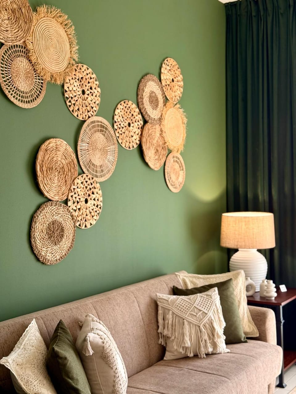 Living room, Decorative detail, Seating area