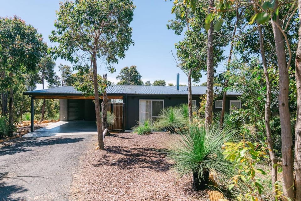 Orchid Escape House in Margaret River