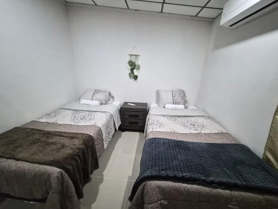 Ciudad Merliot, casa Don Pablo Apartment in Santa Tecla