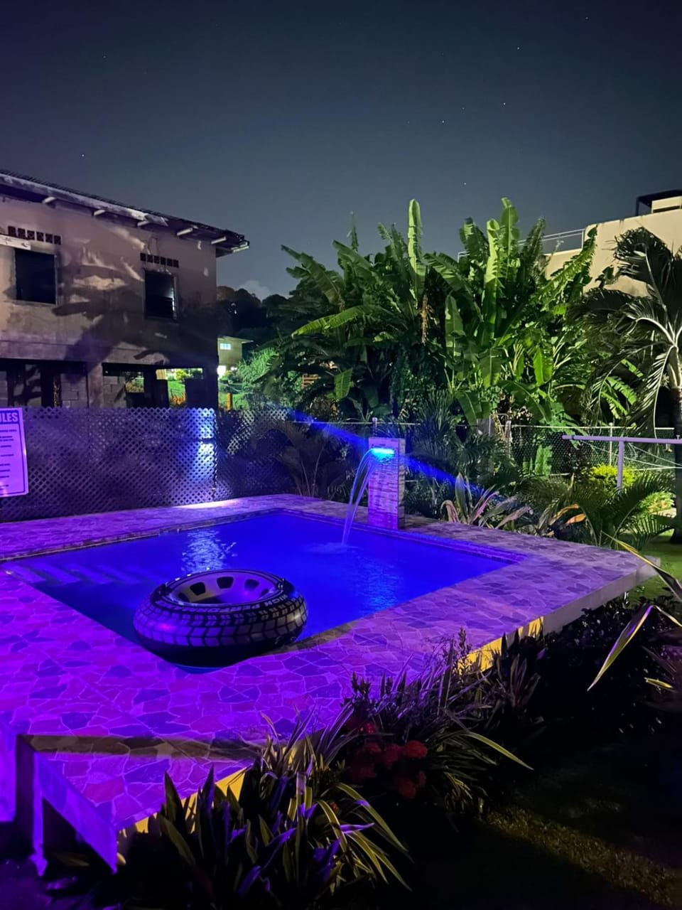 Cozy Nest & Car rental Apartment in Western Tobago