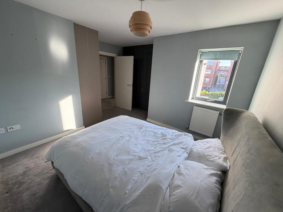 Spacious 1BDR Apartment in Morden London Apartment in London