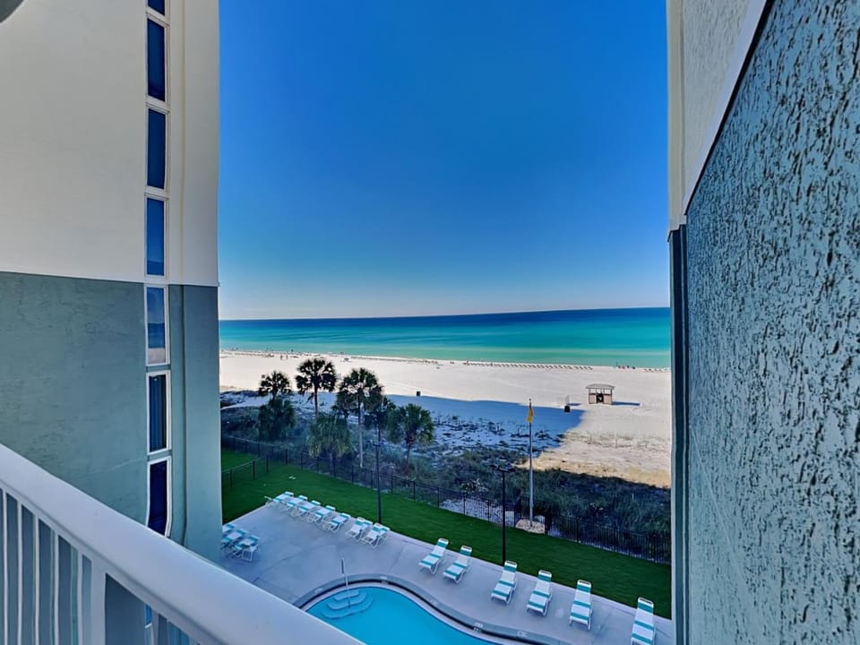 Long Beach Resort Tower II #401 House in Long Beach
