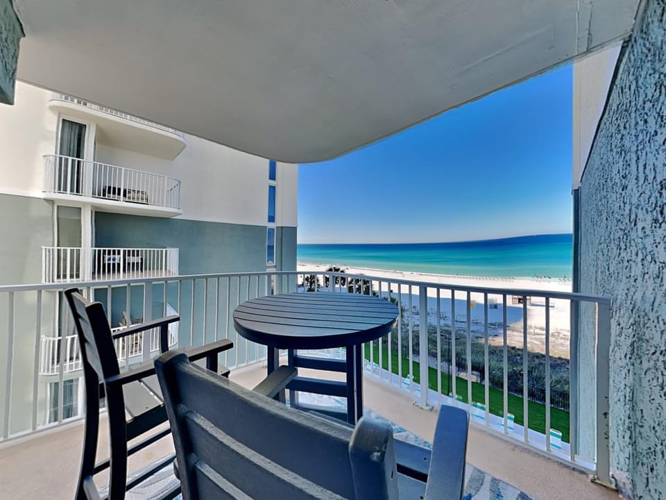 Long Beach Resort Tower II #401 House in Long Beach