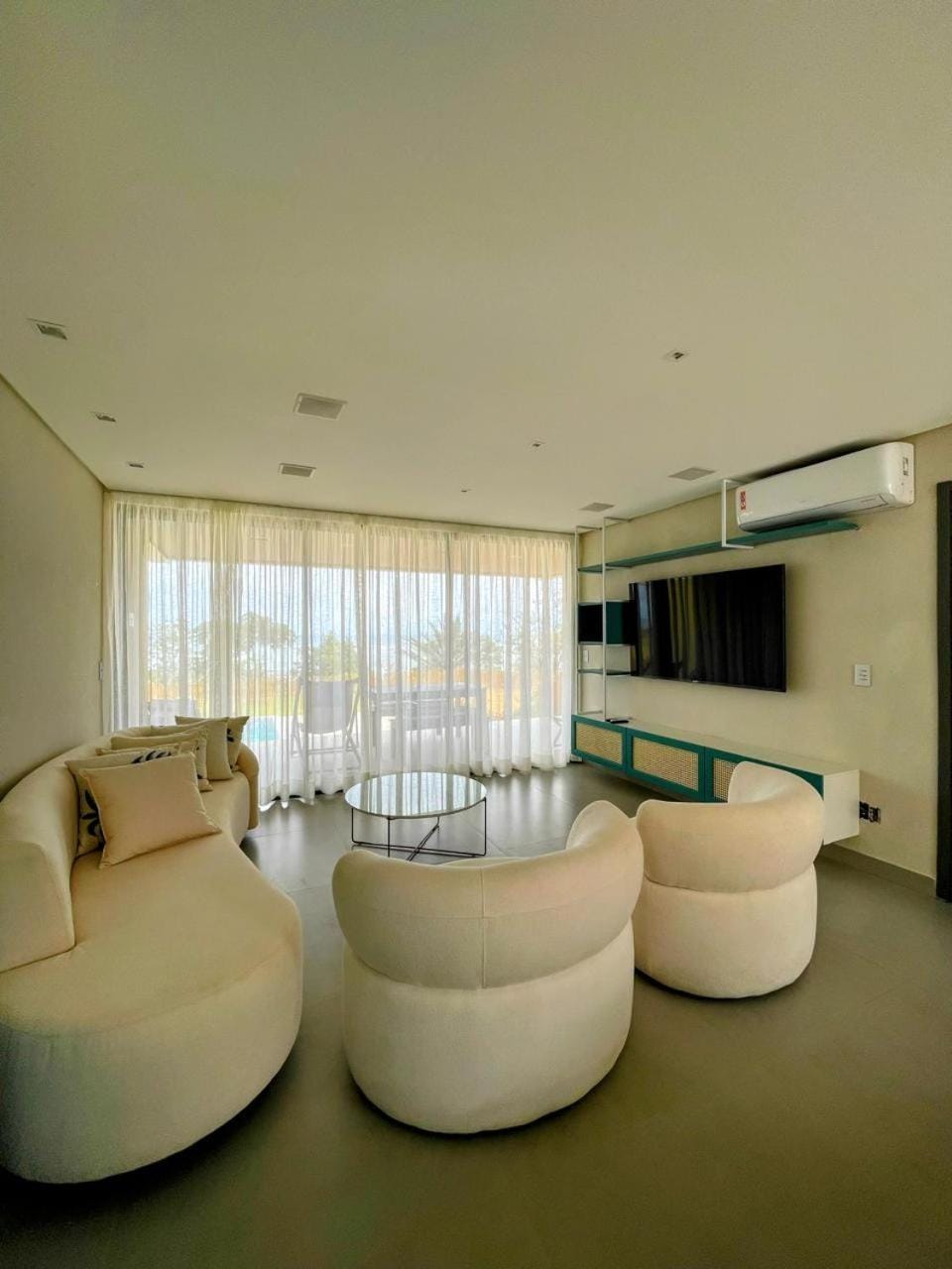 TV and multimedia, Living room