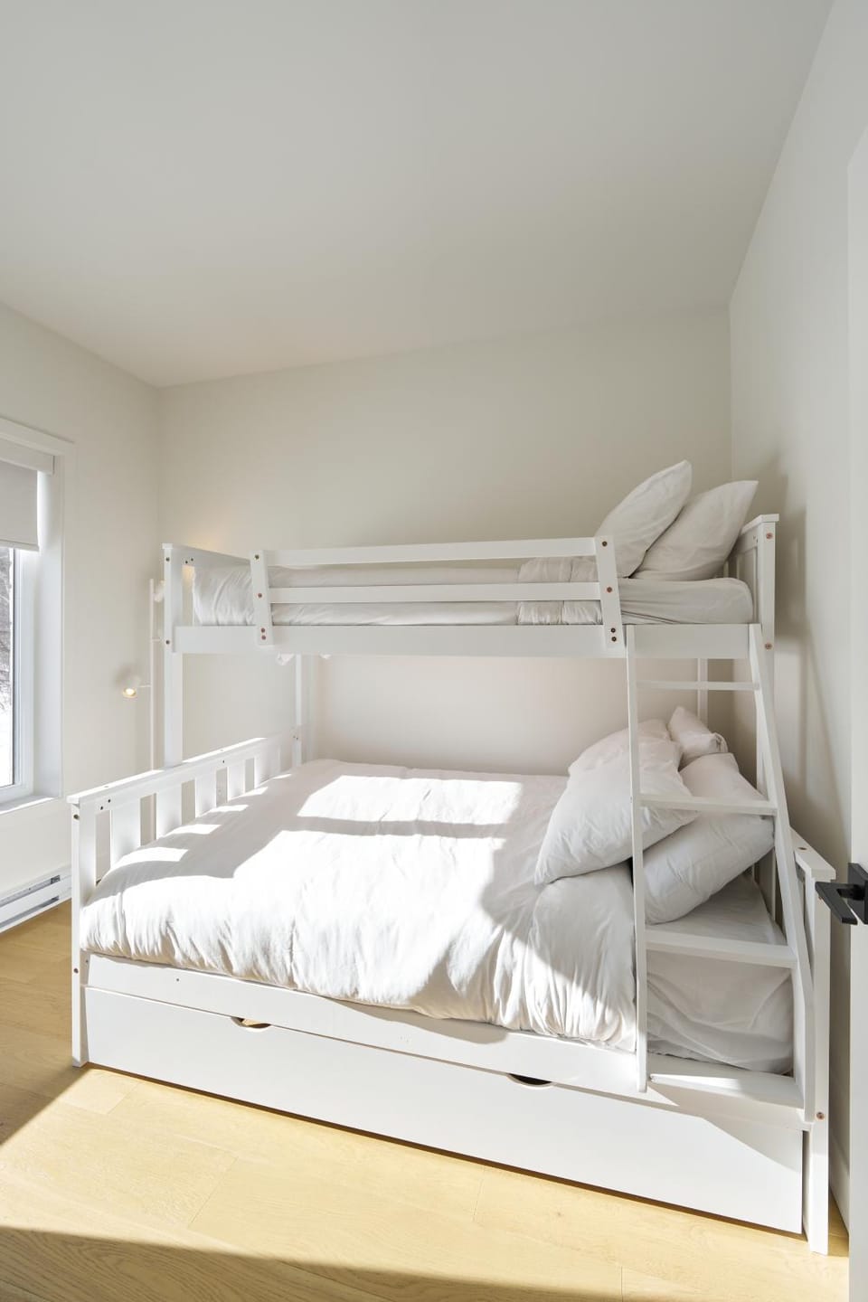 bunk bed, laundry