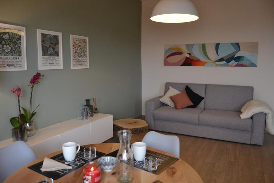 Appartamento al numero cinque Apartment in Arona