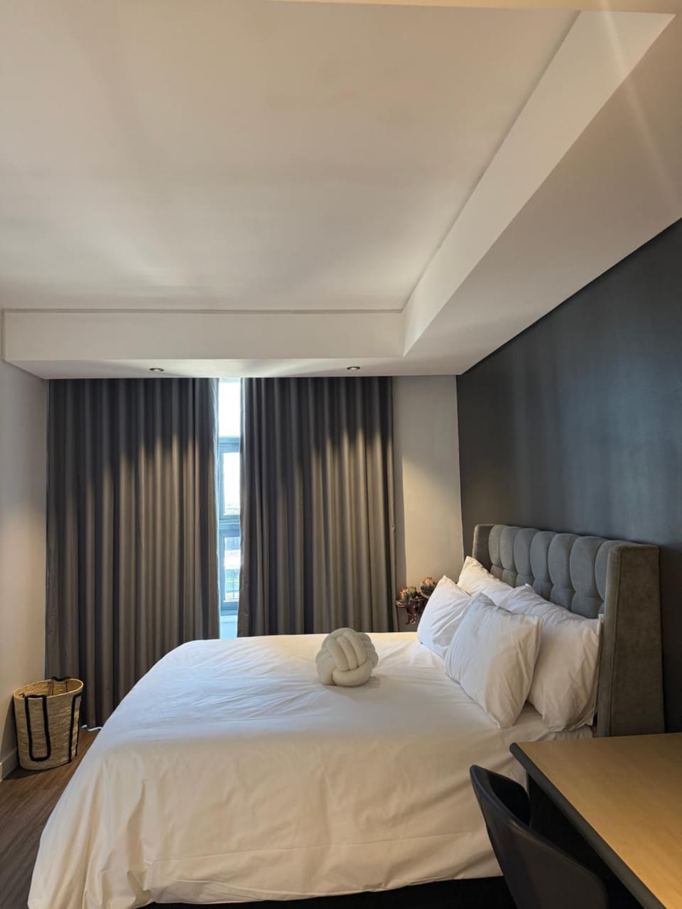Enzo Stay -The Matrix 505 , Century City Apartment in Cape Town