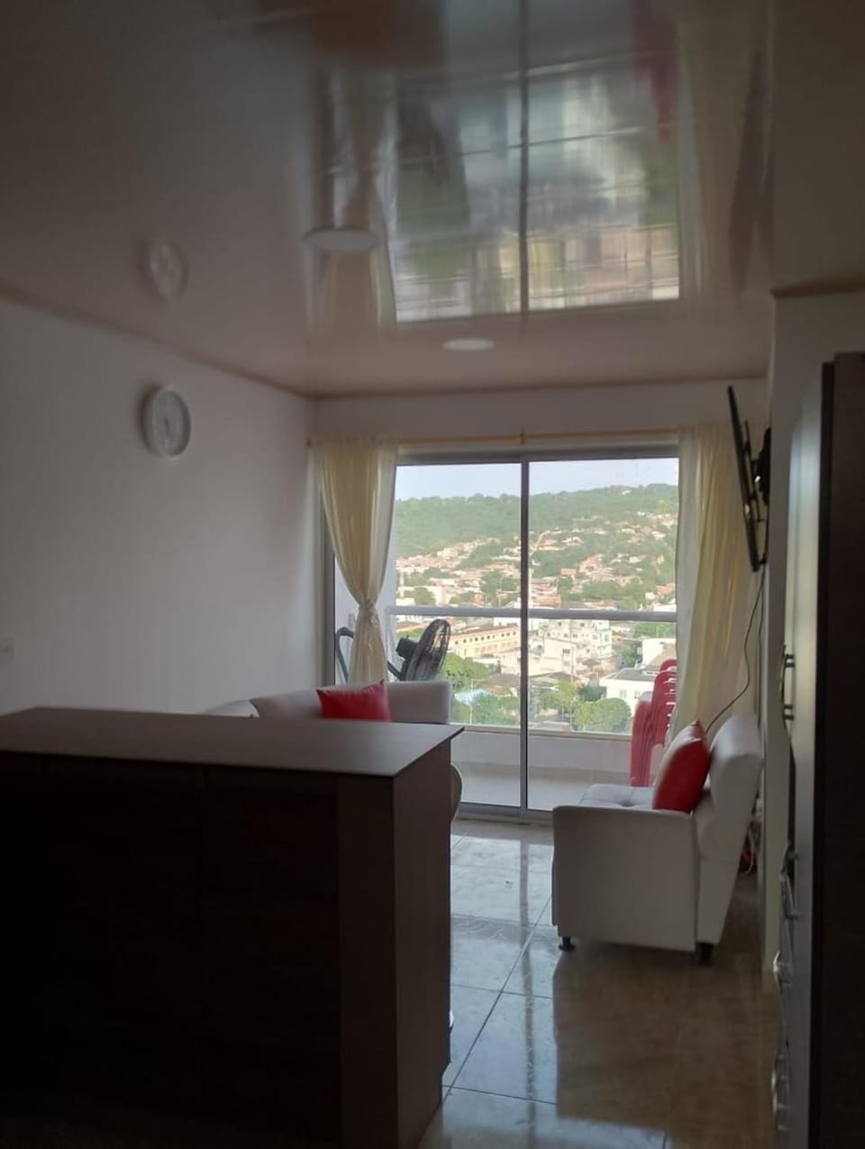 FLASH SALE! Apartment with 3 Rooms, 2 Bathrooms 5 Min to The Beach, The Walled City And Airport Apartment in Cartagena