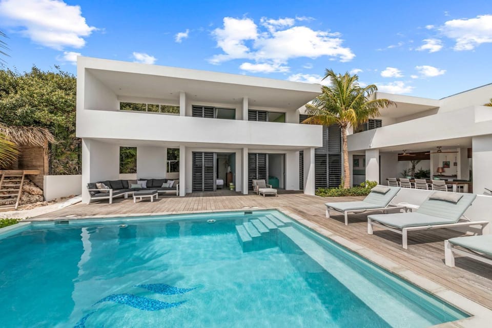 The Admiral - Whole Villa and Apartments Villa in Jan Thiel