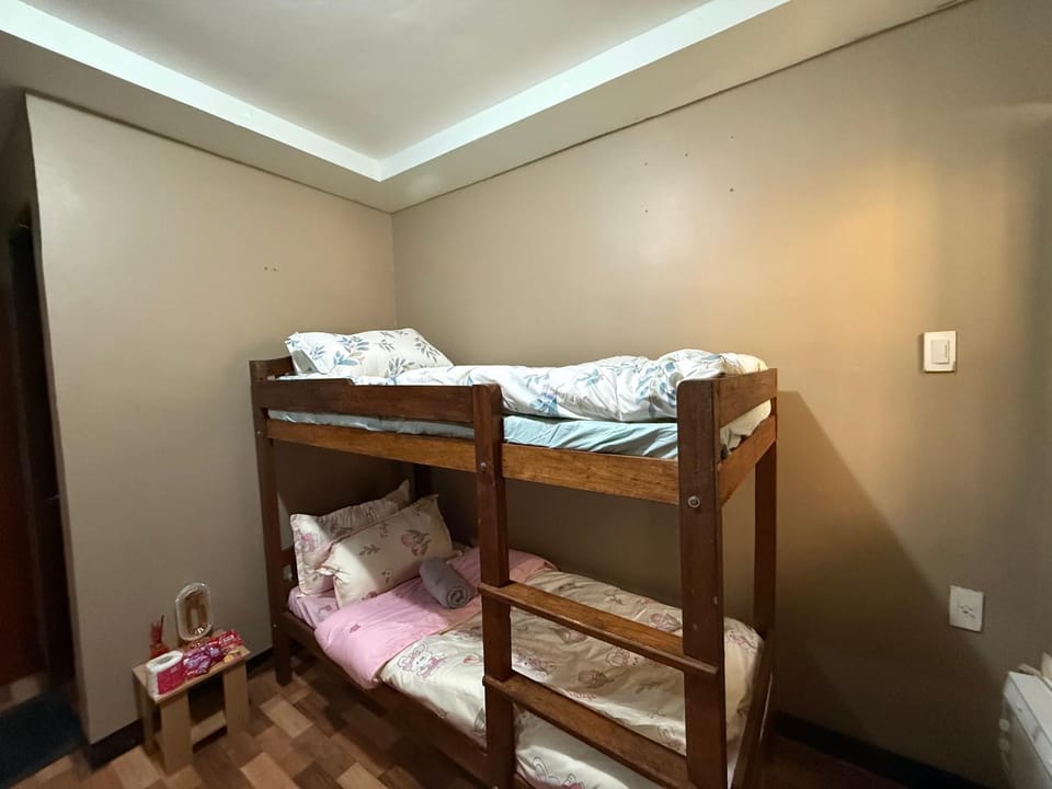 Bed, Bedroom, bunk bed