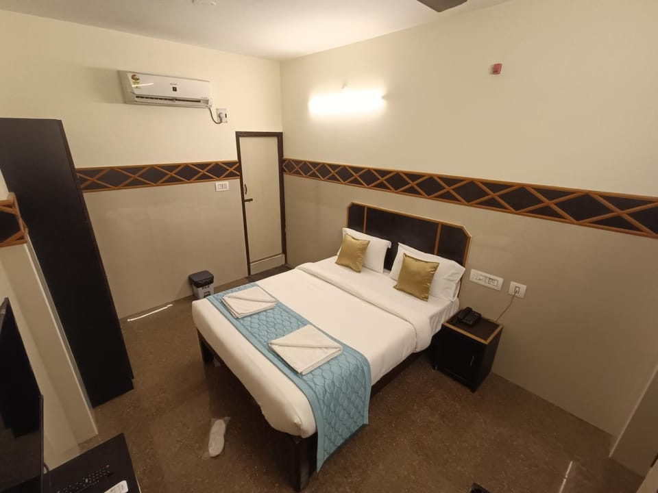 Villa La Grande A Couple Friendly Property Near New Bus Stand Hotel in Puducherry