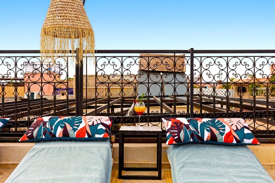 Patio, sunbed