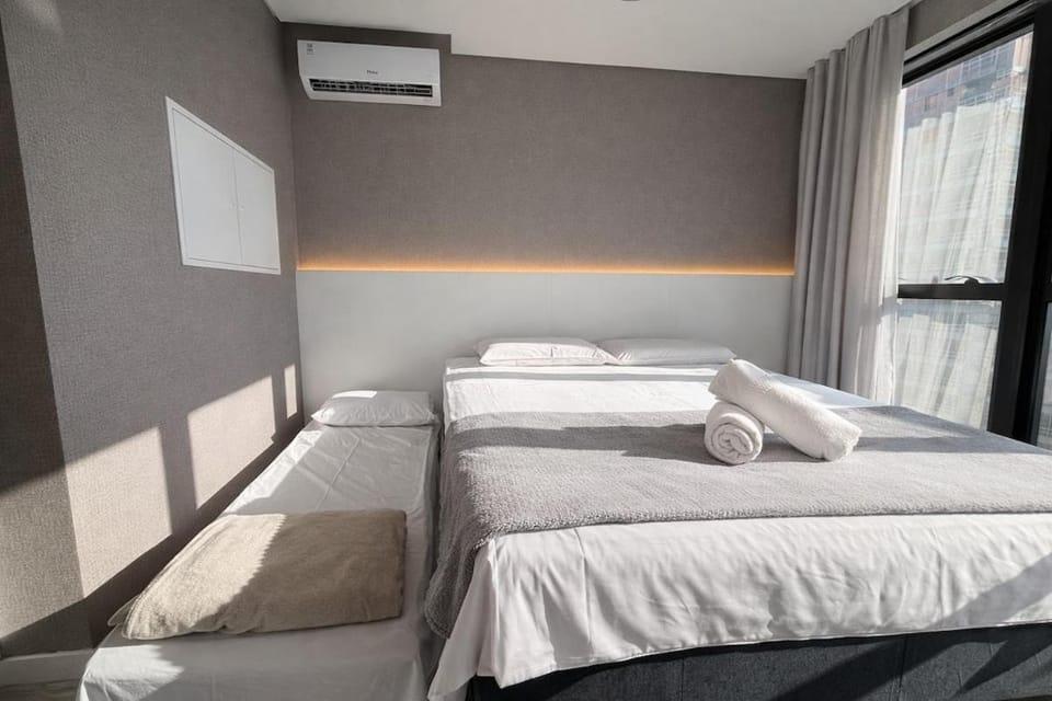 Vista Mar, Suíte Moderna para até 3 Pessoas Apartment in Itapema