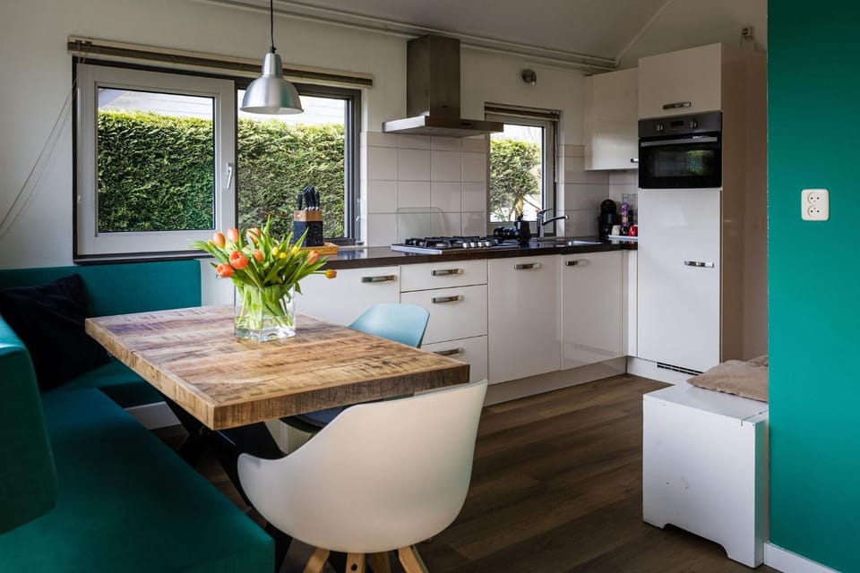 Kitchen or kitchenette, kitchen, kitchen