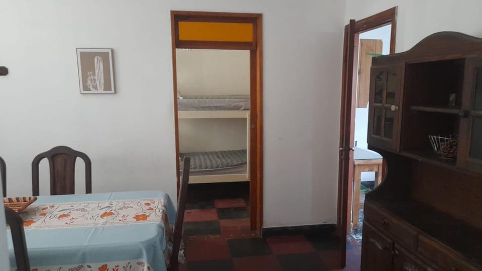 Casa hasta 6 personas en el centro House in San Clemente del Tuyú