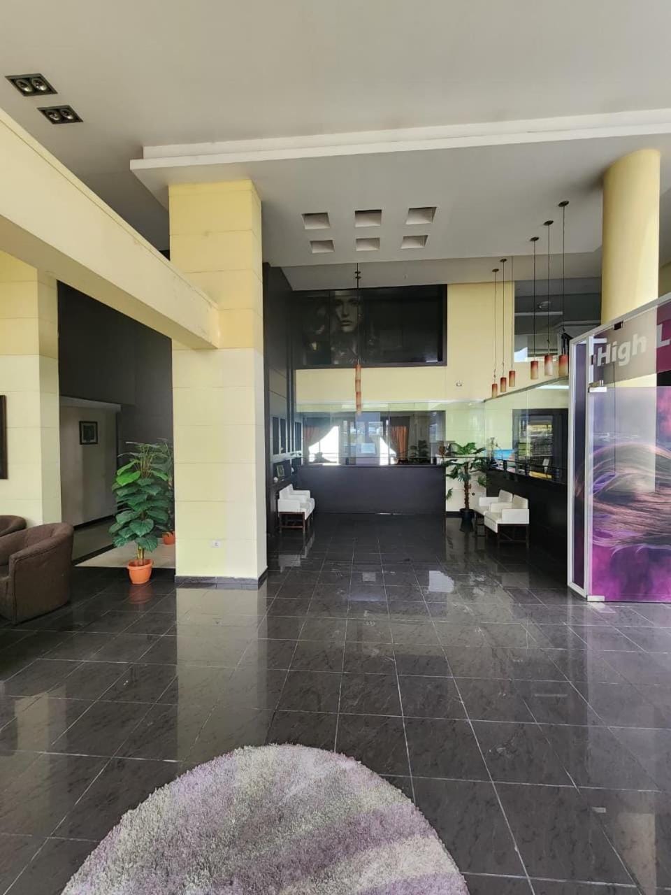 HighLand suites Hotel in Africa
