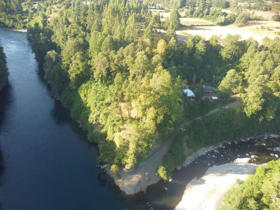 camping los hualles Campground/ 
RV Resort in Los Ríos, Chile