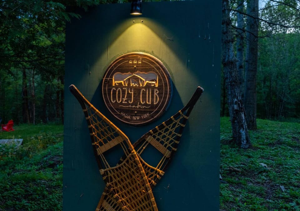 Facade/entrance, Night, Property logo or sign