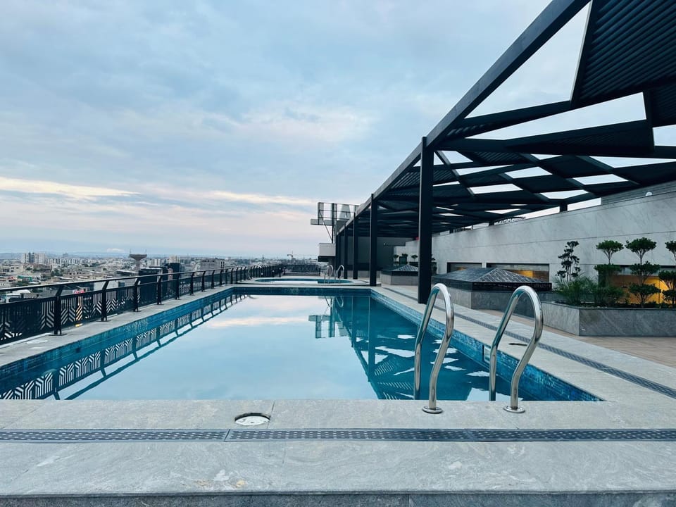 Luxury 1BR Zeta Mall Apartment in Islamabad