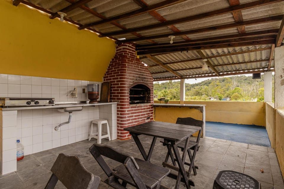 Casa com Piscina e Churrasqueira em Juquiazinho House in Sao Paulo City