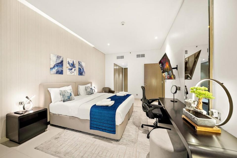 Bed, TV and multimedia, Bedroom, internet, air conditioner