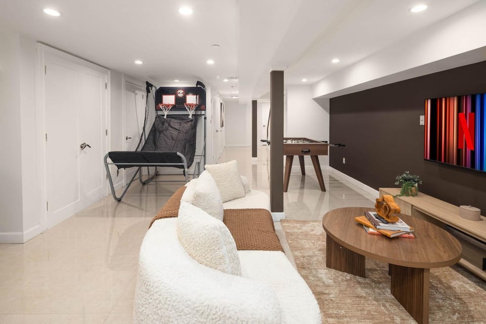 Stylish 3BR Designer Home in NYC Apartment in Harlem