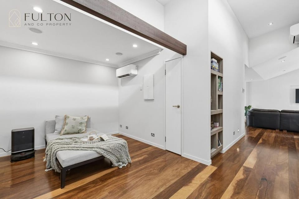 Renovated Beach House with Pool and 2 Min Walk to Sand House in Sunshine Coast