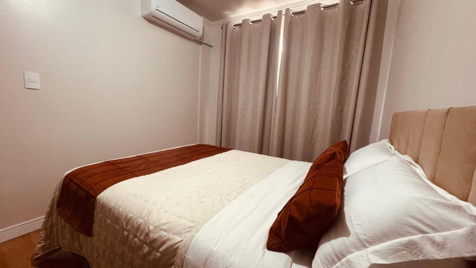 Apartamento com ar condicionado e lava e seca Apartment in Cascavel