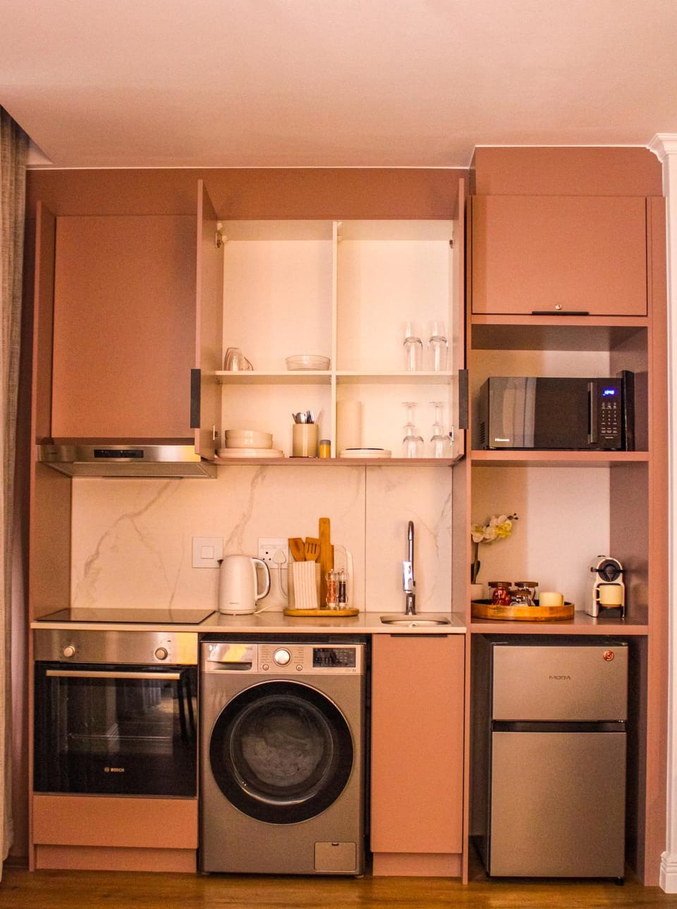Kitchen or kitchenette