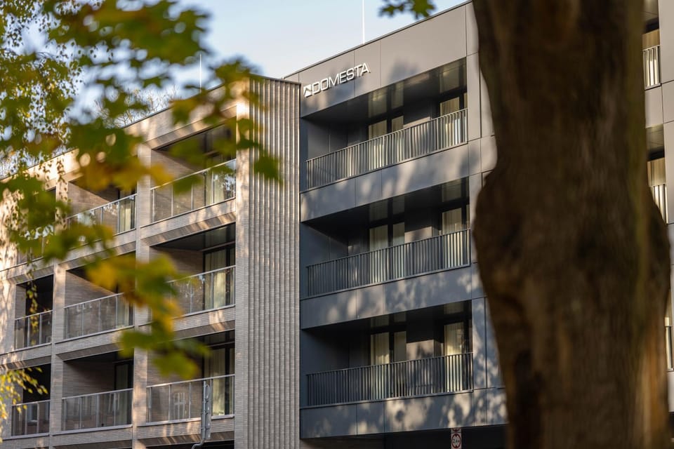 Property building, Day