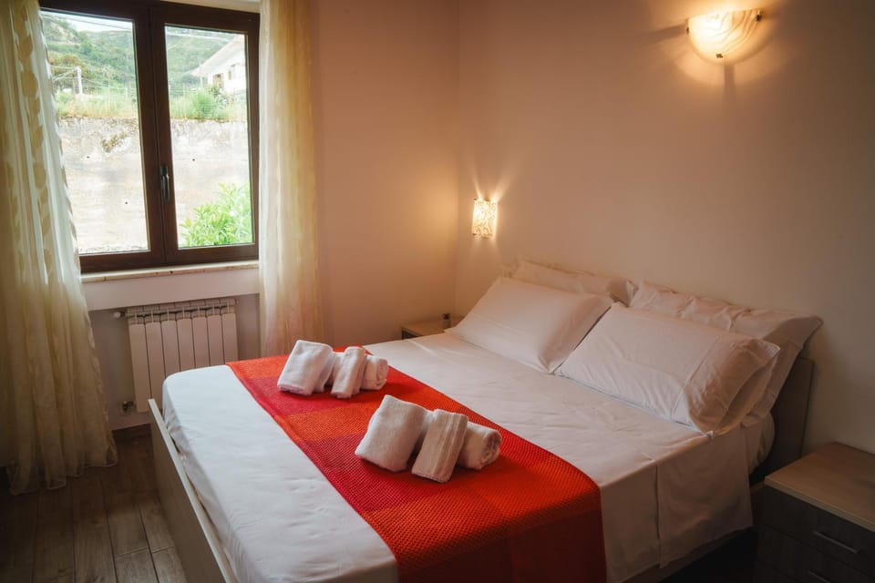 12 minutes walk from Spiaggia delle Rotonde Apartment in Tropea