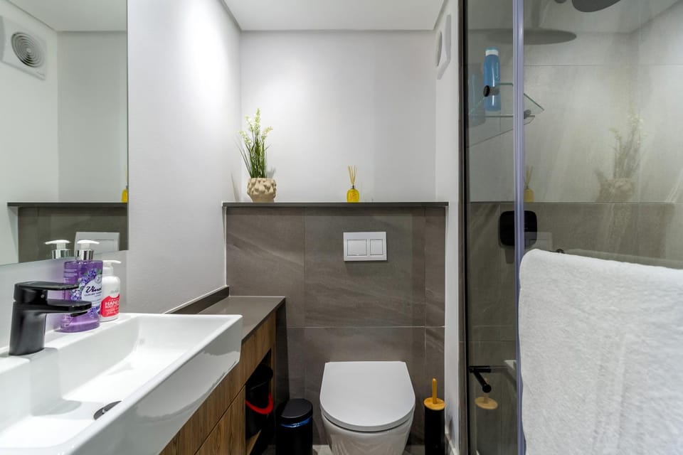 #AlimamaSpaces Manson's Menlyn Maine Apartment in Pretoria