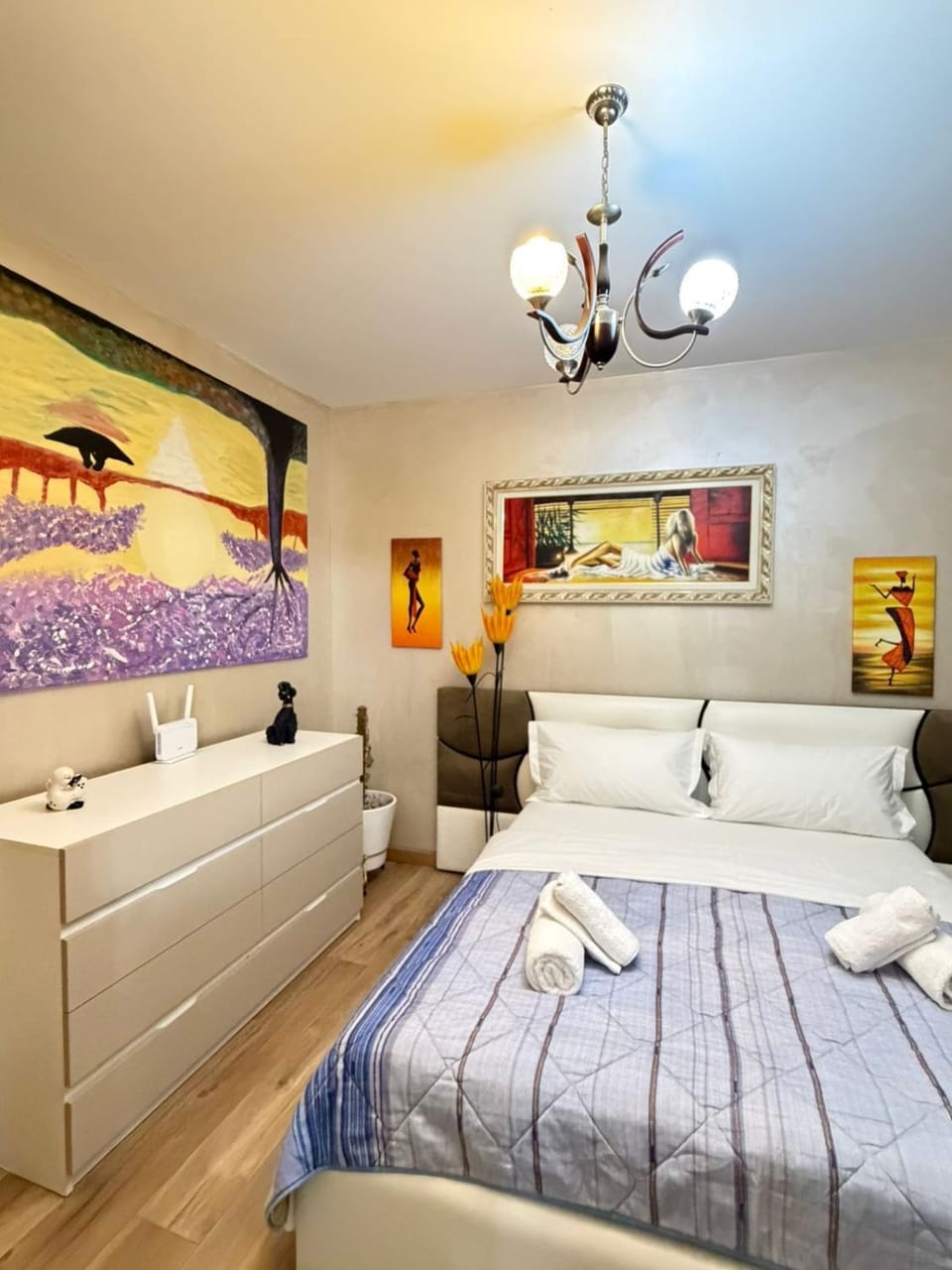 Luxury Apartment 6 near Square 21 Apartment in Tirana