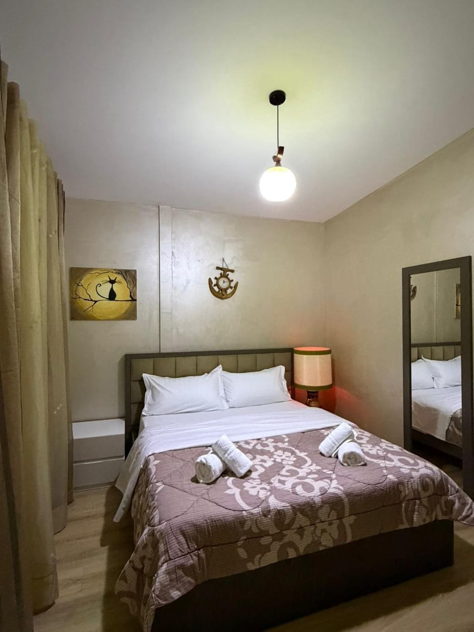 Luxury Apartment 5 near Square 21 Apartment in Tirana