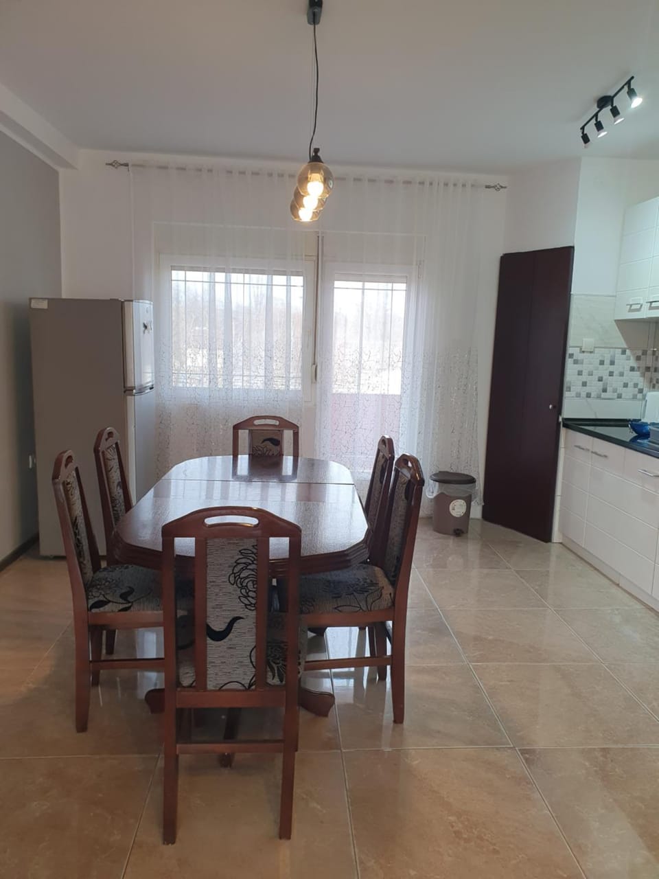 S4 Cute 3-bedroom apartment at nice place in Pančevo Apartment in Vojvodina