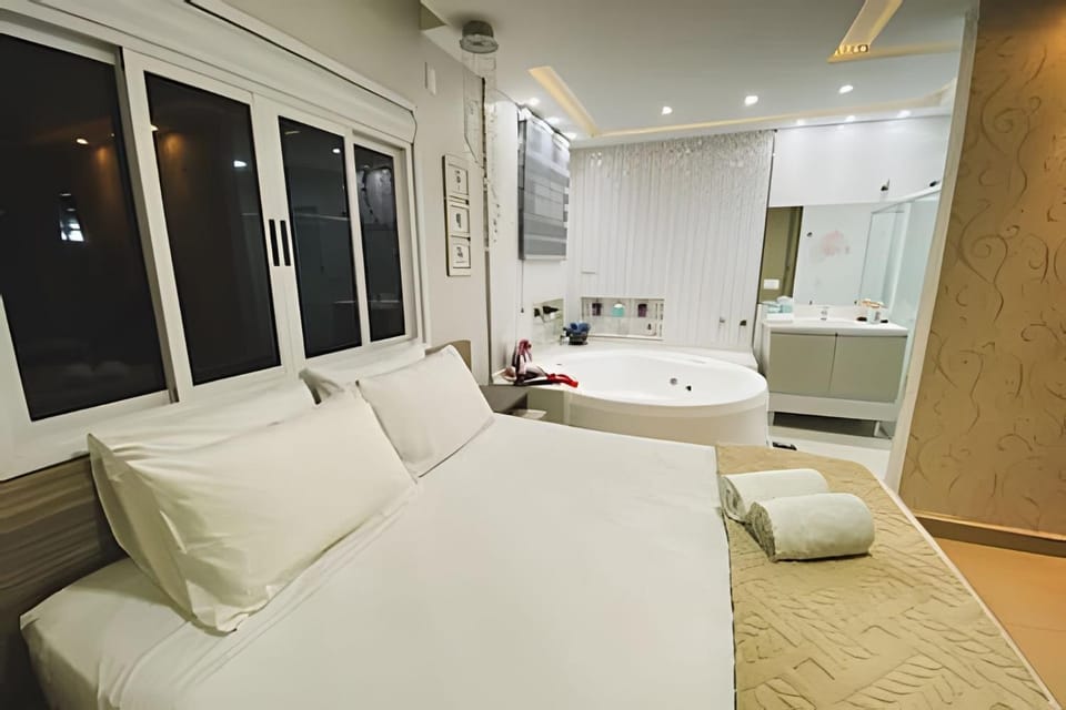 Casa piscina. Paraguai, iItaipu e Templobudista. Apartment in Foz do Iguaçu