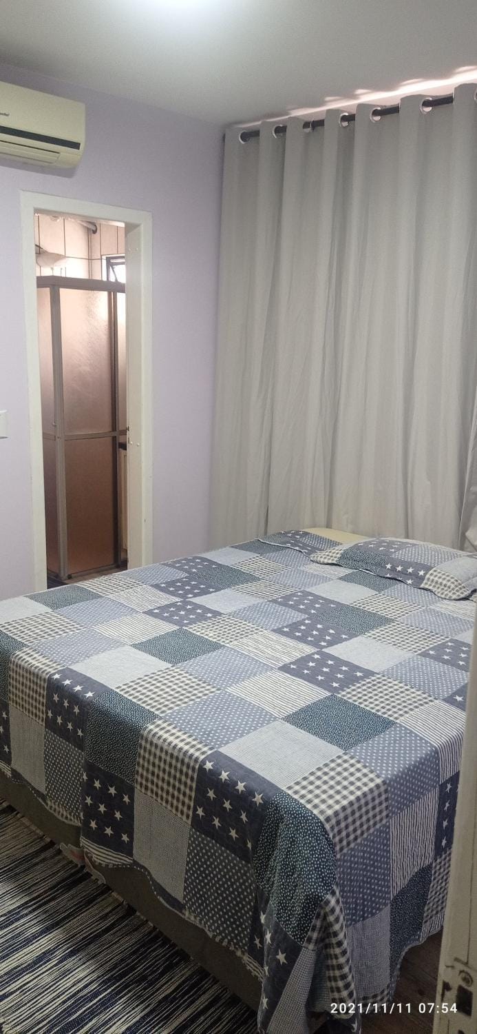 Property building, Bed, Bathroom, Photo of the whole room, Bedroom