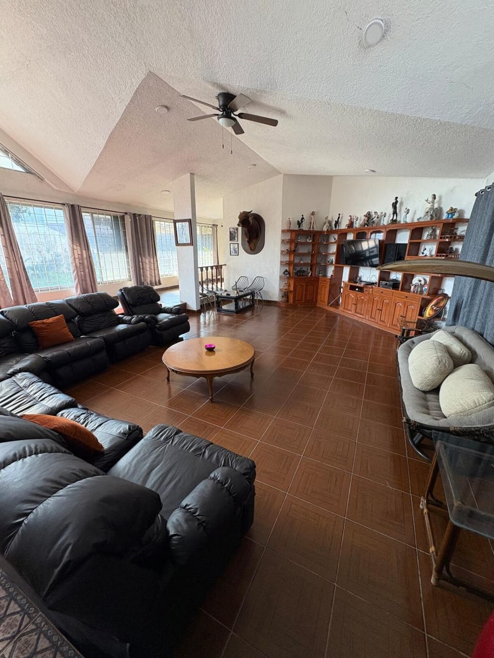 Villa Willeska en lomas de Cocoyoc, con alberca, jacuzzi y enormes areas verdes Villa in State of Morelos