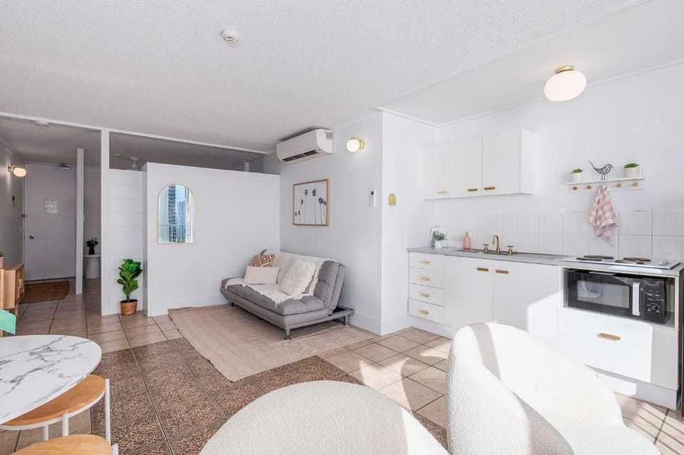 Living room, Dining area, kitchen
