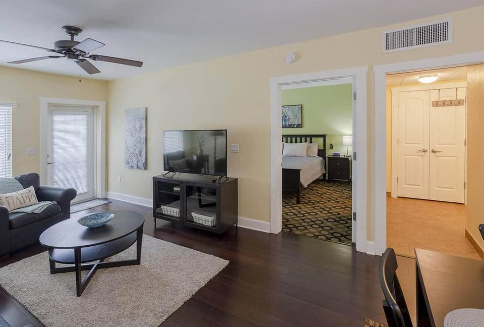Waterfront Condo at Harbourside at Marker 33 Apartment in Indian Rocks Beach